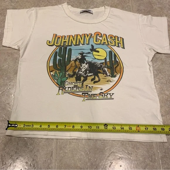 Daydreamer Johnny Cash Ghost Riders in the Sky Ivory Cropped Tee, Small - Picture 7 of 9